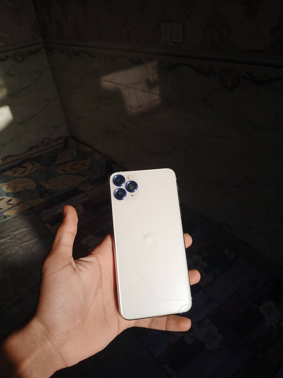 اخوان السلام عليكم ايفون 11 برو ماكس ذاكره 256 مبدل فقط شاشه اصليه 3 خيارات فيس ايدي شغال وكلشي شغال جهاز نضيف سعره قفل 250 مابي مجال وبي فطر زغير بضهر مكاني كوفه *********** واتساب
