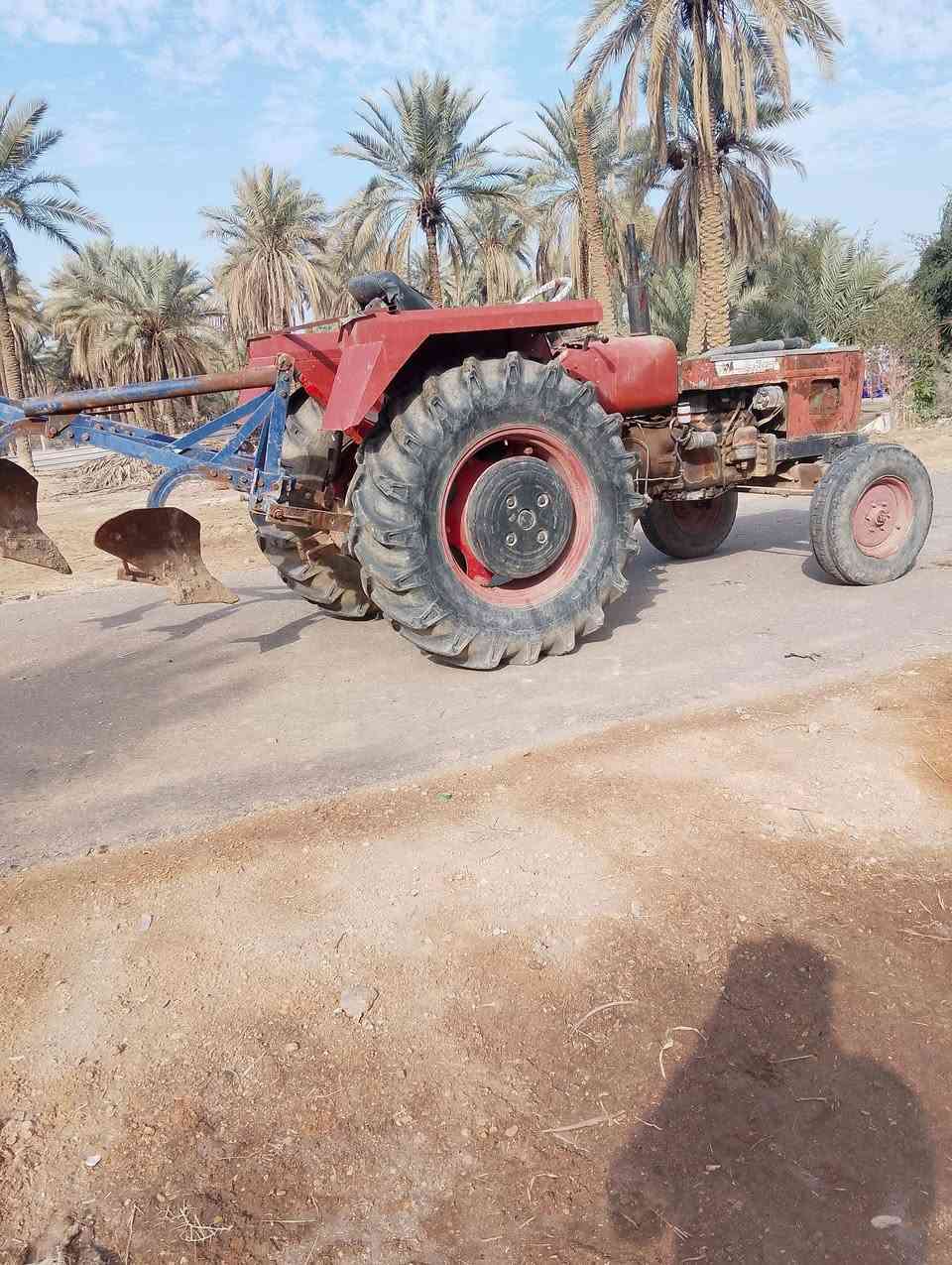 مكينه عنتر للبيع بدون وراهه فدرن أو معدلان ***********
