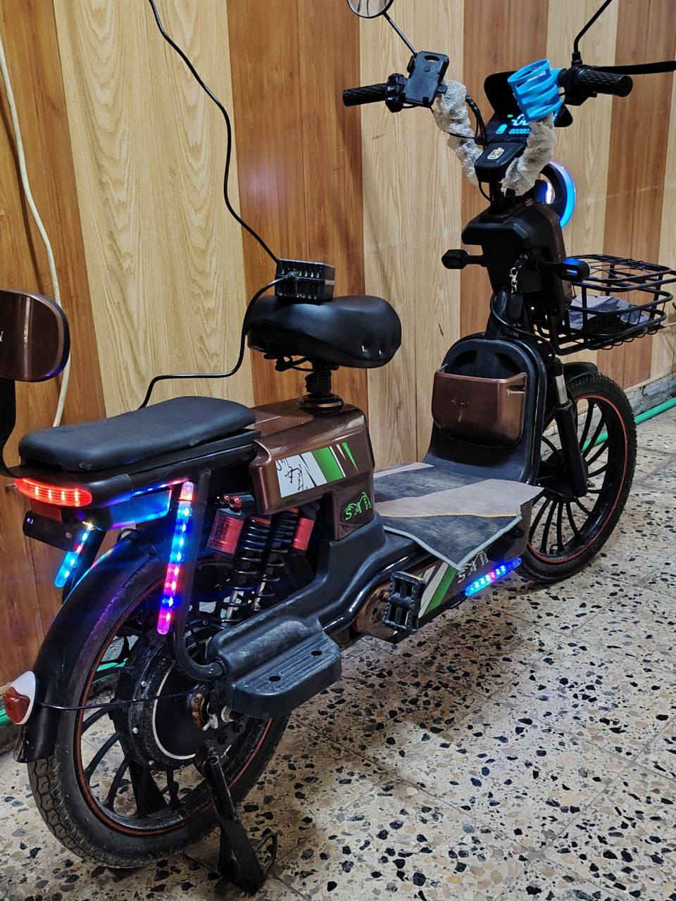 سلام عليكم شباب دراجه شحن لبيع  اشاير ونشرات ثلاث نمر النمره1تمشي40النمره2تمشي50النمره3تمشي60دراجه جديده ونظيفه يشهد الله عليه ثنين وتلاثين امبير حجم الملف 15000السعر525وبيه مجال بسيط حك الحيه


**إذا كنت صاحب هذا الإعلان وتريد حذفه لأي سبب، رجاءا أرسل رسالة إلى الدعم الفني**