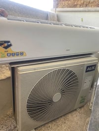 سبلت يشتغل للبيع مستعمل موسم واحد فقط السعر 400 للتواصل ٠٧٧٠٥١٥٤١٩١