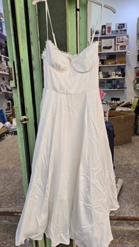 فساتين • ملابس