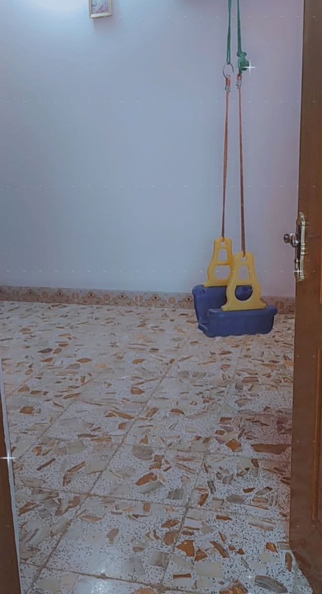 بيع لبيع صب كونكريت طابقين 
طابو صرف 
مساحته 125 متر 
قرب مدرسه ام الربيعين 
الاستفسار 
***********
