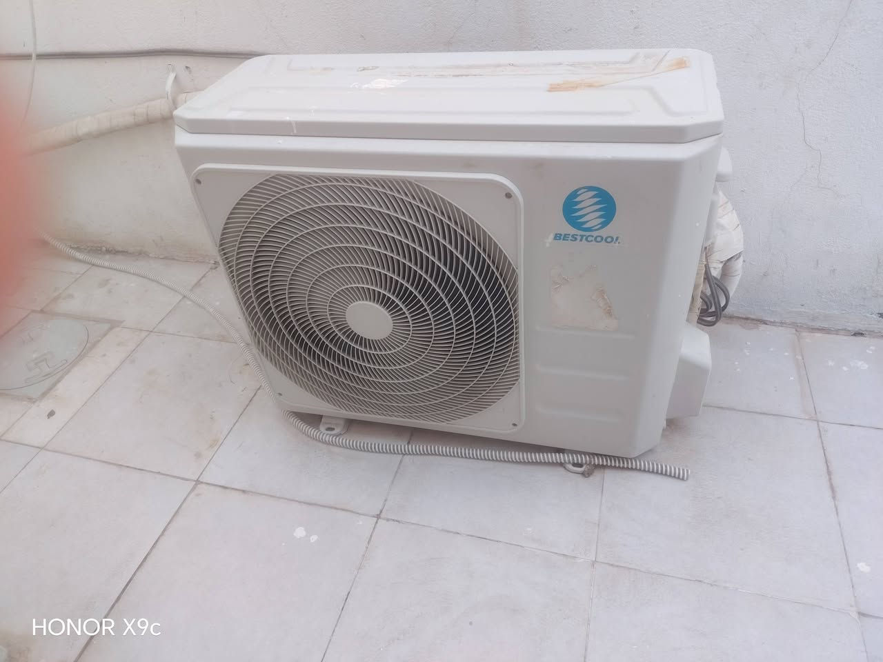 السلام عليكم سبلت 2 طن كنتوري للبيع مكاني خلف كلية الآداب والعلوم للا تصال *********** 
السعر من الاخير ٨٠٠ لانه تشتغل وجديد
