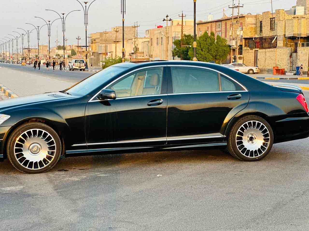 مارسيدس 2008 محدث مايباخ 2013 مكفوله كفاله من كصه وارد خليجي فول مواصفات مكان بصره  مراوس أو للبيع *********** سعر 90 وبيه مجال
