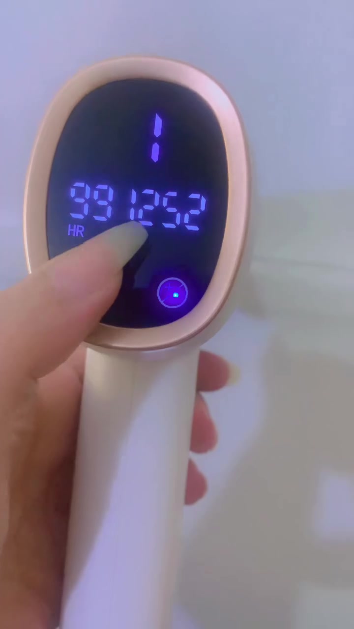 ليزر جديد مستخدم فقط 3 مرات اخذته ٢٥٠ رايدته ١٥٠ بي مجال وفيديو موضح بي شغله وعدد ضرباته ودرجاته


**إذا كنت صاحب هذا الإعلان وتريد حذفه لأي سبب، رجاءا أرسل رسالة إلى الدعم الفني**