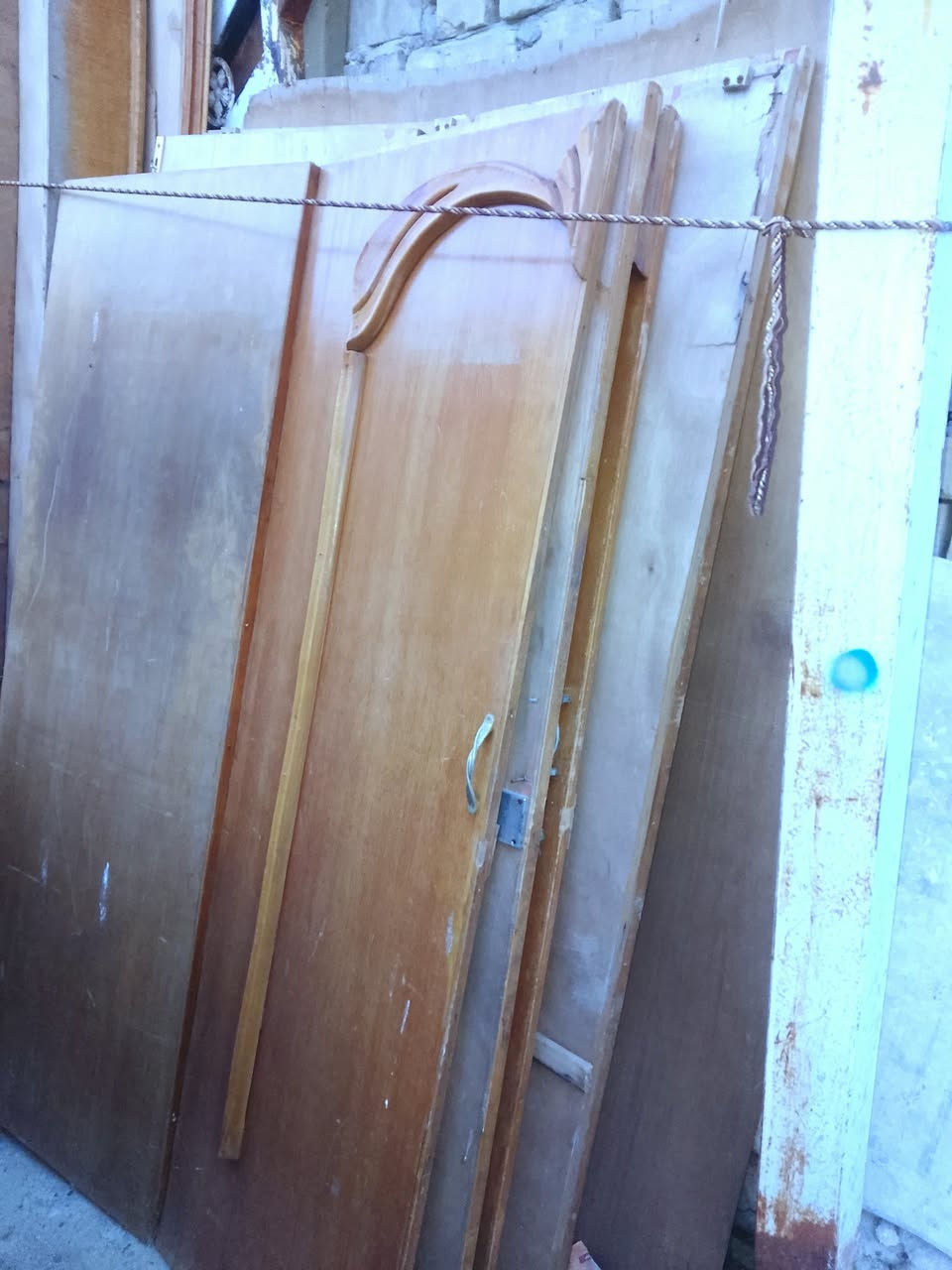 السلام عليكم كنتور صاج عراقي 6باب مستعمل نضافة50/100 السعر60الف شهداءالبياع رقم***********
