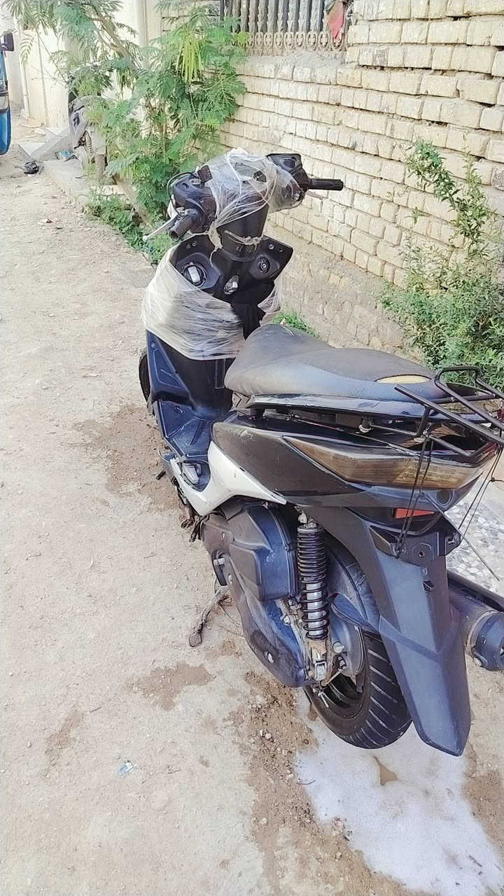 دراجه سكنس نازل للبيع اب900 قفل 875 دراجه نضيفه كلش مكينه مامفتوحه برقي واحد شغال عوزها بس كفرات  كدام....


**إذا كنت صاحب هذا الإعلان وتريد حذفه لأي سبب، رجاءا أرسل رسالة إلى الدعم الفني**