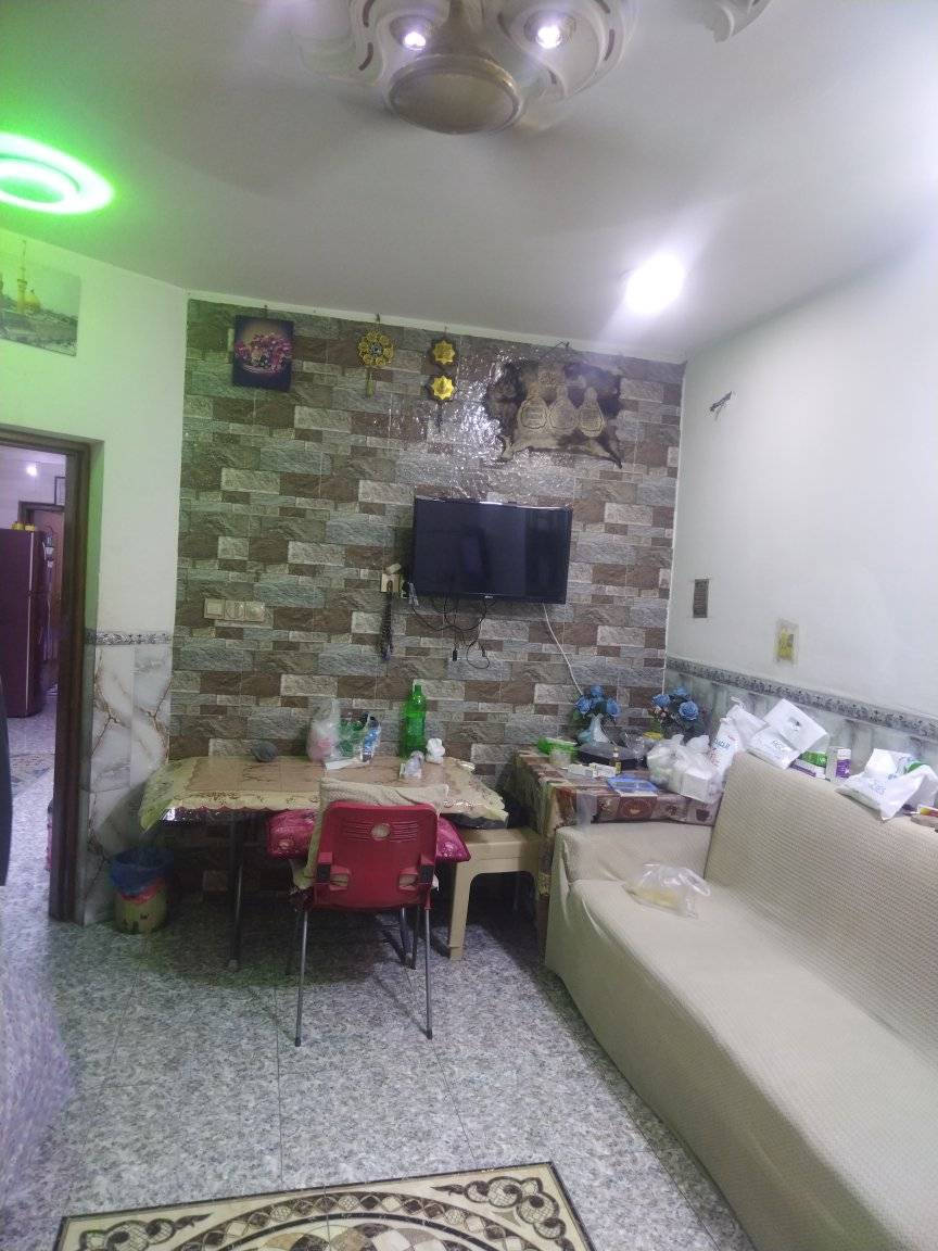 السلام عليكم مشتمل للبيع المساحة ١٠٠ متر الوجه ٥ نزال ٢٠ طابو ملك صرف يحتوي الطابق الأول استقبال مطبخ خدمات منور غرفه نوم الطابق الثاني ٢نوم خدمات الموقع مميز البياع الشهداء شارع المضخة الاول اللاستفسار اتصل *********** بناء ٢٠٢٣
