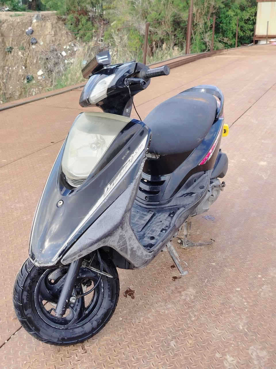 دراجه بريز للبيع او مراوس
دراجه صاله شهرين من نازله من الرمبه 
كهرباىيات شغاله كلهة سلف هندر 
شلعه ومعدل للتواصل ***********
