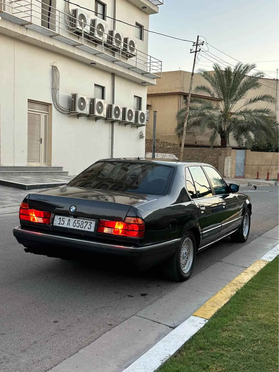 سلام عليكم

للبيع مستعجل وماكو هيج سعر سياره نضيفه حيل ومصروف عليها موديل 1990 حجم 730 رقم انبار نكليزي هزه جديده. تبريد كير مكينه كله جديد. صدم تاير كله جديد. سعر 55 ورقه وبيها مجال كلش قليل مكاني بغداد حي جامعه. رقمي*********** بغداد, العراق
