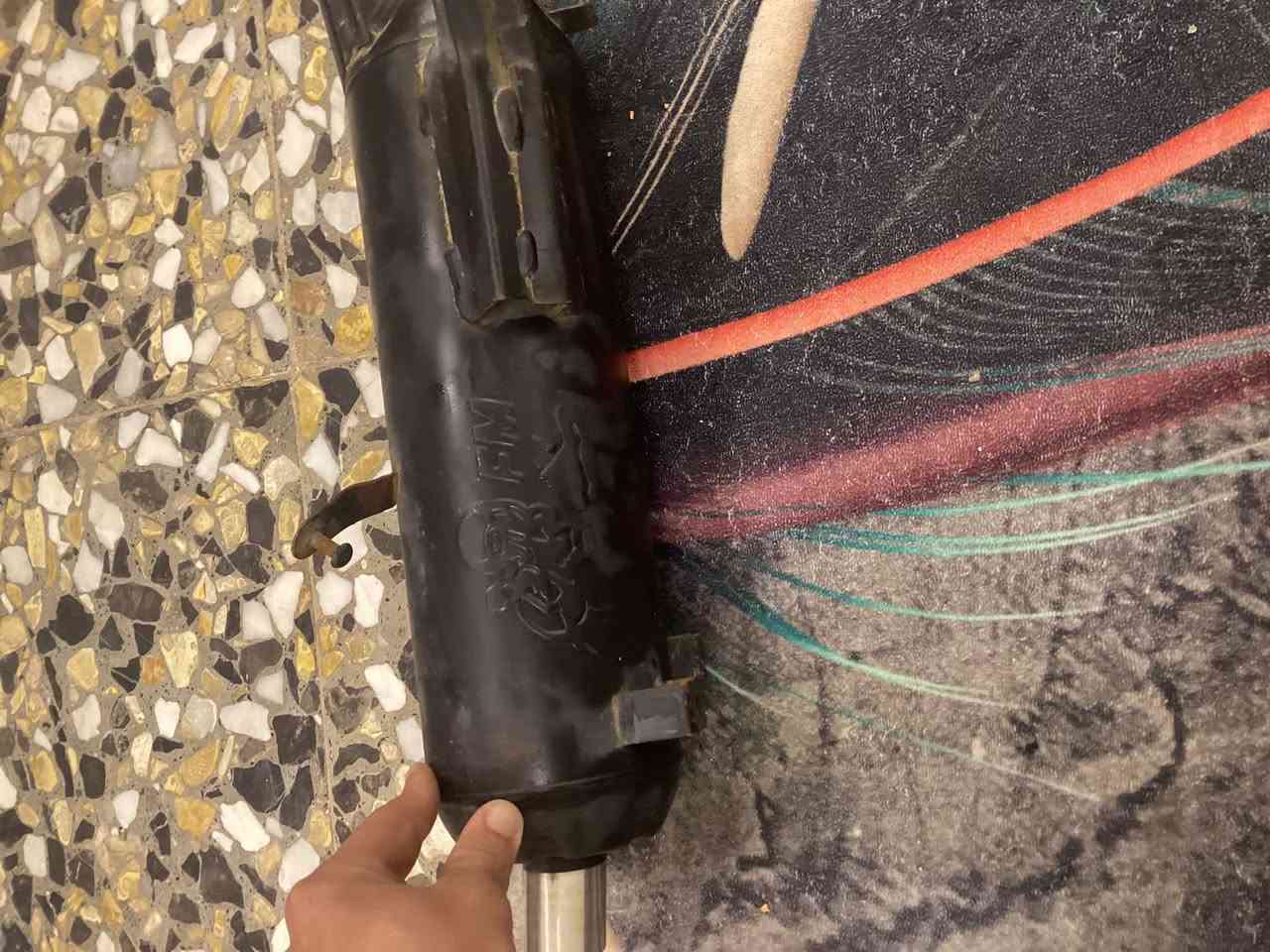 سلام عليكم صالنصه FM
سعر 25الف 
مكان بلديات شارع الكهرباء 
***********متوتجد واتساب
