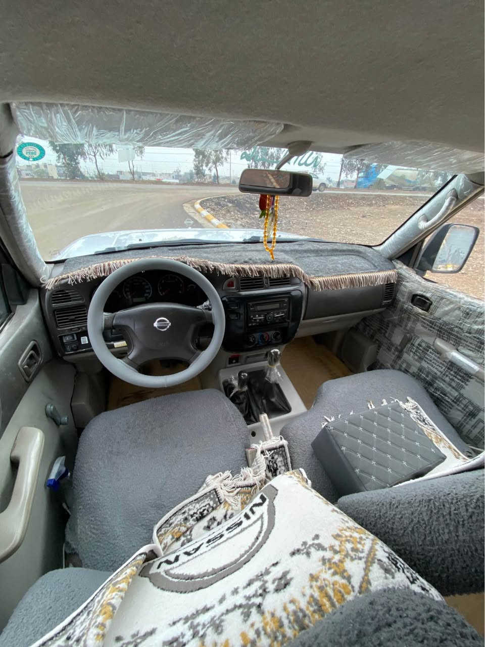 سڵاوی خوای گەورەتان لێ بێت                             
نیسان پاتڕۆڵ بۆفرۆشتن 
2002محسن ناو سپی
سەنەوی 2مانگە بەسەر جوە بەناو خۆمانەوەیە ناوی نییە لە حاسیبەی بەغداد بەشەرت غرامەی تیا نیە 
لێدراوی نیە شانسی و بەدەنی هیج لایەکی نەتەقیوە درزییش نەبردوە٣پارجەی بۆیاخە گێرو مەکینەو دەبڵ ئەکسلو هەمو گیانی بەشەرتە تەبریت ساردو گەرم بەشەرت کارەبای مەزبوتەزۆر توندو تۆڵە بەس بەنزینە نەکراوە بە غاز هەردوو تەنکی ئیش ئەکا 
ماشاءاللە زۆر پاکە ماڵ دۆستە
سەیارەکە٦ساڵە لای خۆمانە              
نەبراوە بۆ مەعرەز 
سعر 95
شوین چەمچەماڵ
 ژم ***********
ئەدمین ❤️🌹وەریگرە شمشمل, السليمانية
