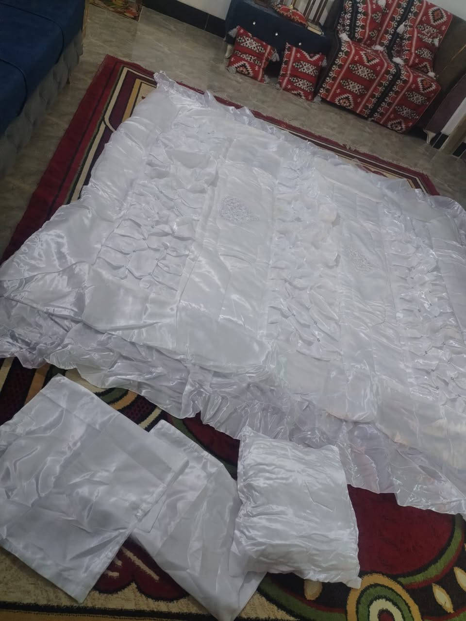 نزله عرس استعمال ٤ ايام فقط سعر ٨٠ وبي مجال


**إذا كنت صاحب هذا الإعلان وتريد حذفه لأي سبب، رجاءا أرسل رسالة إلى الدعم الفني**