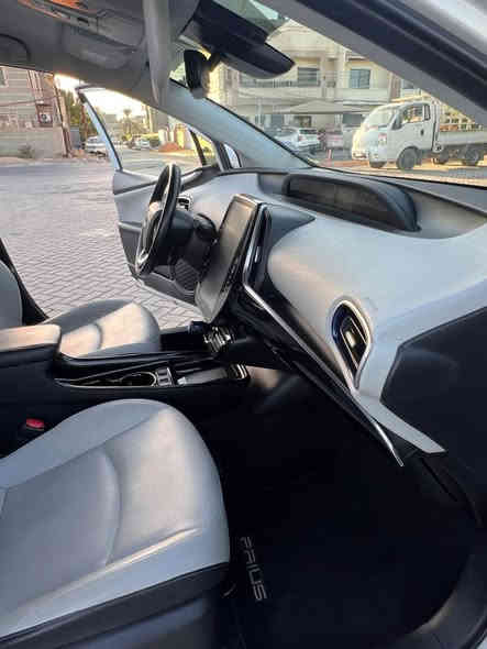 بريوس لمتد 2022
فول مواصفات
هايبرد
حادثها وضح بالصور
بيها صبغ 3 قطع 
للبيع فقط
السعر 128 ورقه
مرقمه وجاهزه
***********
