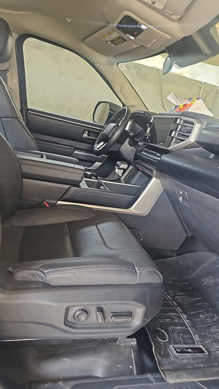 تويوتا تندرا 2024 للبيع او مراوس بخصوصي 7 راكب
مكان السيارة: بغداد – المشاهدة

 للتواصل: *********** ا

 المسافة المقطوعة: ٢٩ ألف كم

 المحرك: 6 سلندر – توين توربو

مواصفات xp

 كشنات جلد كهربائية
تحديد مسار
 تدفئة وتبريد

تشغيل عن بعد 

 رادار

 حساسات أمامية وخلفية

• نوافذ كهربائية لجميع الأبواب

• النافذة الخلفية كهربائية

• باب الحوض الخلفي بنظام جك كهربائي

أضرار السيارة:

السعر 365 $

• تبديل الجاملغ الأمامي نفس الون بدون صبغ 

 تفاصيل إضافية:

• رقم السيارة: بغداد الدولي الجديد

• باسم المالك – تحويل مباشر
