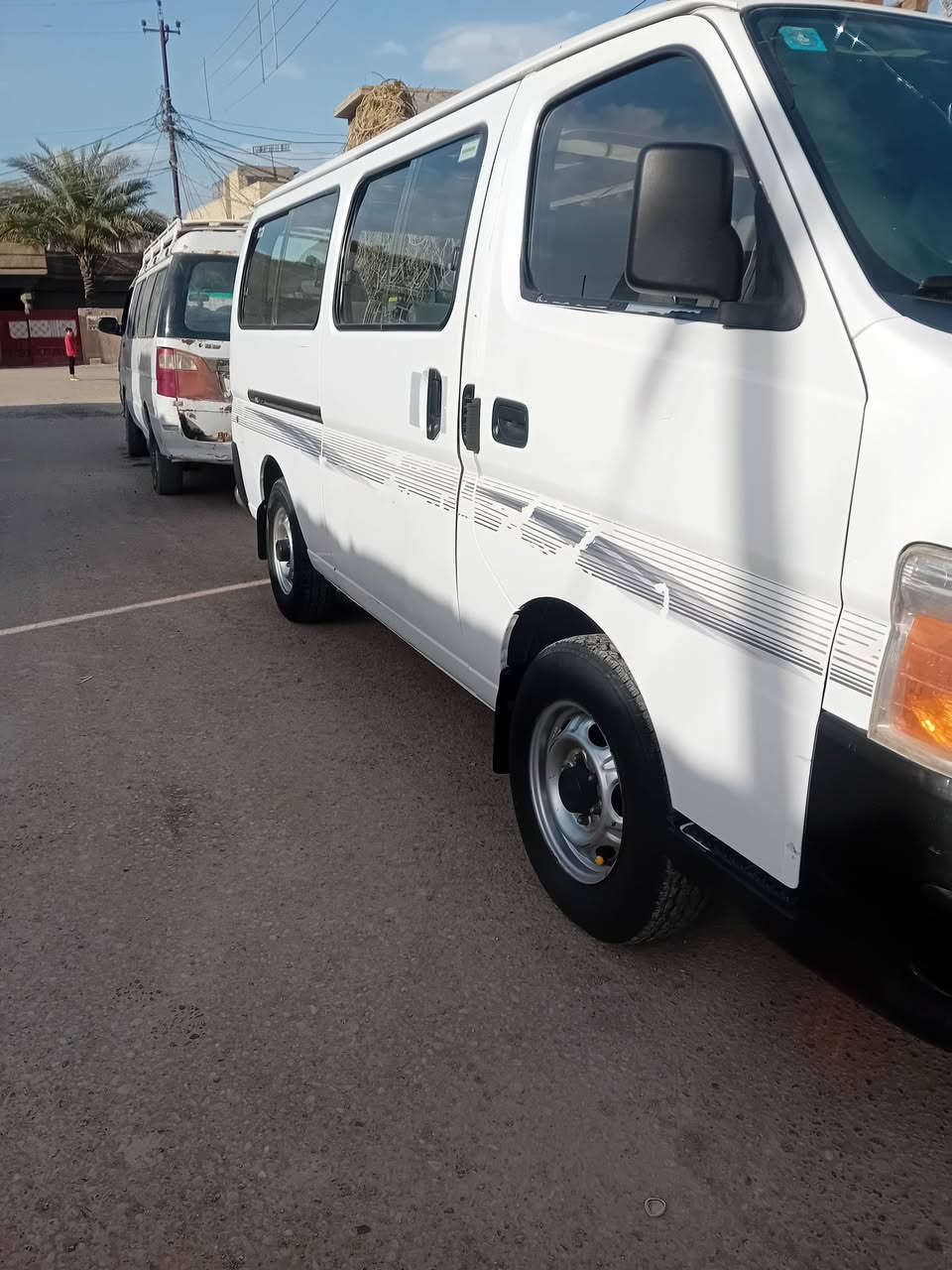 سلام عليكم نيسان ناصيه مديل 12محرك وكيرواكسي تخم تاير نظيف مكان بغداد حسنيه بيه جوه الشريط موضح بالصوره صبغ قليل فقط سعر 137✅***********
