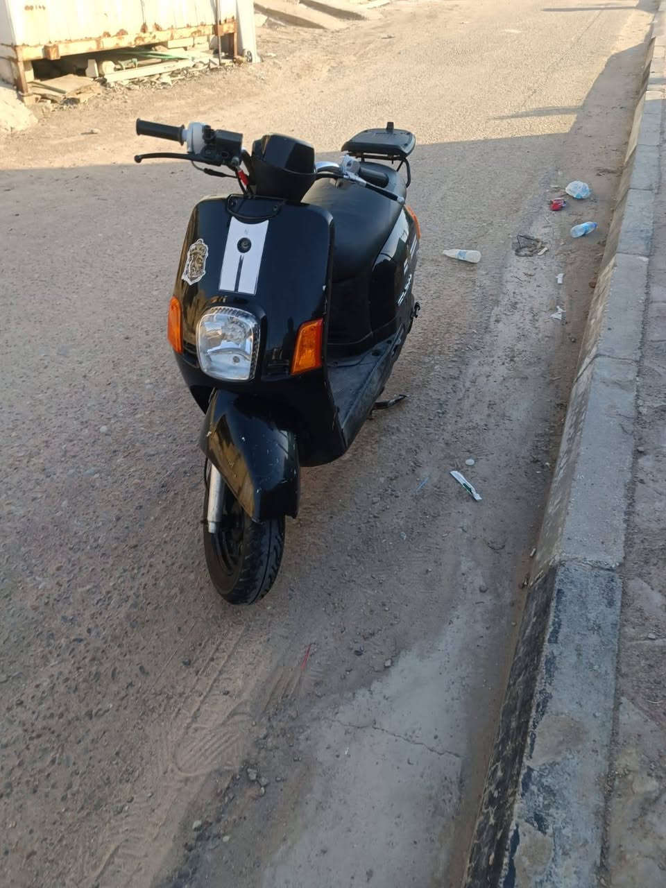 السلام عليكم
دراجة ماكس بوليسي 🛵
مكينة ناعمة كلش ✴️
كفرات مختمة ختم واحد♦️
بوشة بلادية 🔵
كلشي شغال بيها ( سلف ، هندر، اشاير، لايت، بگ لايت، عداد،) ''فقط عداد الطوافة يعلگ''
الدراجة مفتوحة بس البوشة بلادية مال باله شرط توديها لأي مصلح يفحصها البوشة اصلية. .
مكاني البصرة الجنينه📍
للتواصل 0️⃣7️⃣7️⃣4️⃣0️⃣1️⃣5️⃣1️⃣0️⃣5️⃣6️⃣
السعر 650 الف 💸
