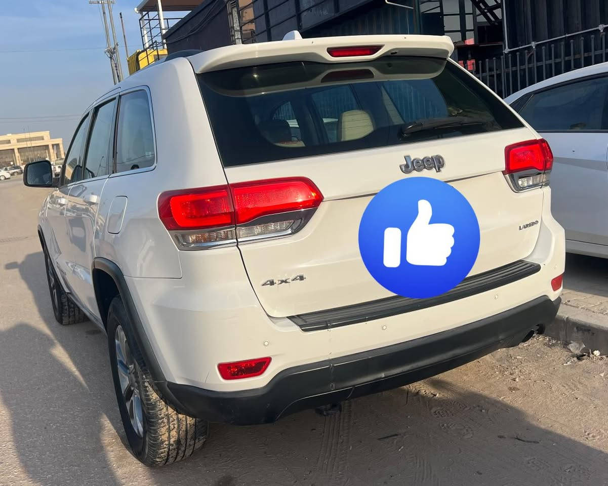 السلام عليكم ورحمة الله وبركاته 
بيع او مراوس بأقل محتاج فرق 
جيب 2015 خليجي 
دواخل جلد بيجي 
كشنات كهرباء 
حساس 
كامرة 
بصمة
فتحة 
تشغيل عن بعد 
أنظمة قيادة 
شفتات 
مثبت سرعة 
تبريد خلفي 
محرك 3600
ماشية 104 ميل 
السيارة نضيفة وجاهزة من كلشي 
سونار موجود بالمنشور
السيارة رقمها بغداد بأسمي رقم جديد 
مكانها النجف الأشرف 
السعر 225 وبيها مجال بسيط 
***********
