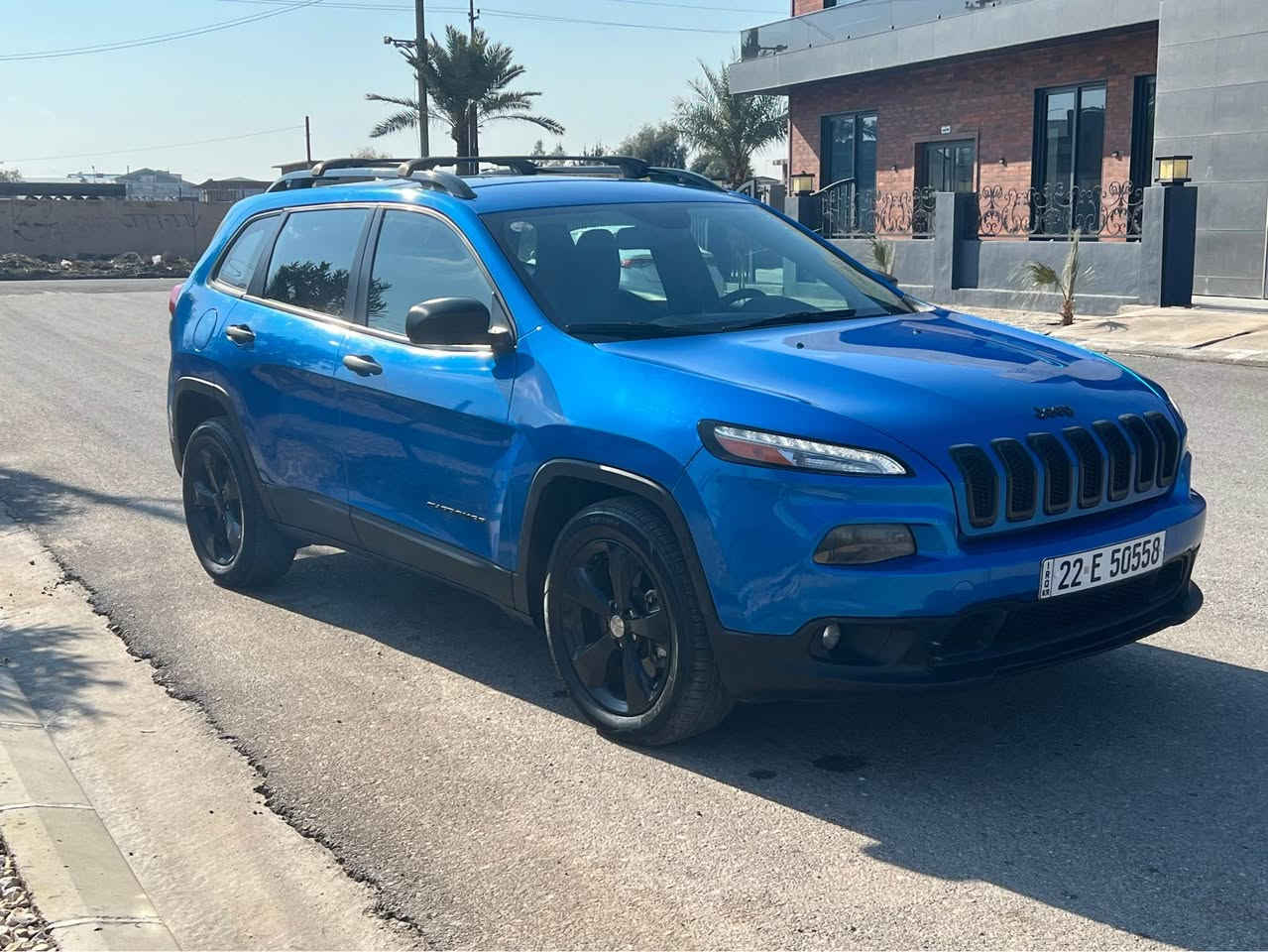 السلام عليكم جيب بزون لبيع موديل 2017 سعر جوه سوك 107 وبيه مجال بسيط كلش

محرك 6 بدون عيب ما مفتوحه لا صرف ولا بخار 

جاهزه من كلش هزه جديد  تخم تاير جديد  صدر تبريد 

موصفات فوريل شاشه كامره  

ماشي 90الف  

مكان سيارا اربيل

*********** وتساب أربيل, العراق
