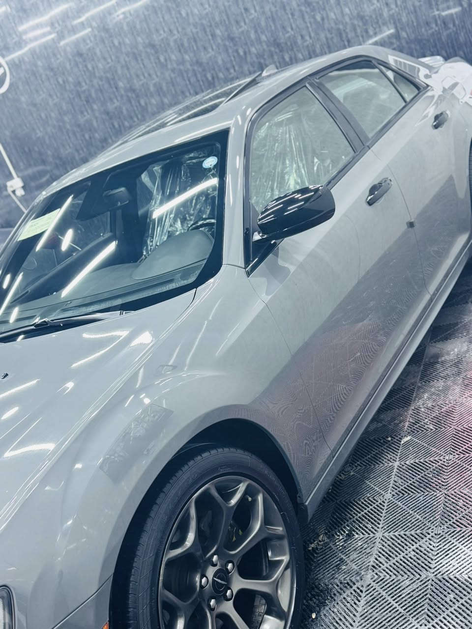 السلام عليكم
اوباما 18 S كندي  مكان السياره موصل

كلين التقرير مرفق وي الصور ماشية 100

لون سمنتي رقم اربيل باسمي سنويه وهزه جديدة 

سياره موصفات اس فول بنوراما وكشنات اس

بجم عريض لد وعدسه بالدعاميه موصفاتها معروفه

بيها كارت بالجاملغ الورا السايق وبيها بارد مكانين وبيها رصعات 2 ميبينن تخم تايرات جديد صدر كله جديد كير ومحرك كفاله هاي كل تفاصيل السياره سعرها خاص خابر ودلل ***********

  

***********
