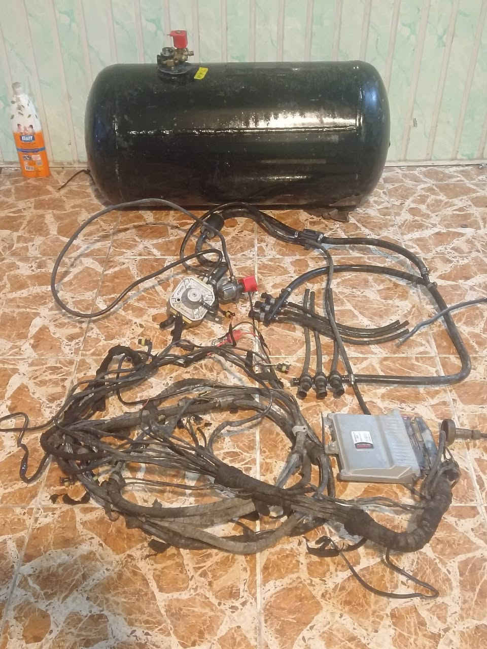 سیستەمی خازی تورکی شەش پستن ڵۆفرۆشتن تەنکی 100ڵتربەشەرت
عدنا منضومەغازترکی ستە سلندرلی بیع خزان 100 بشرت 

واتساب ***********
