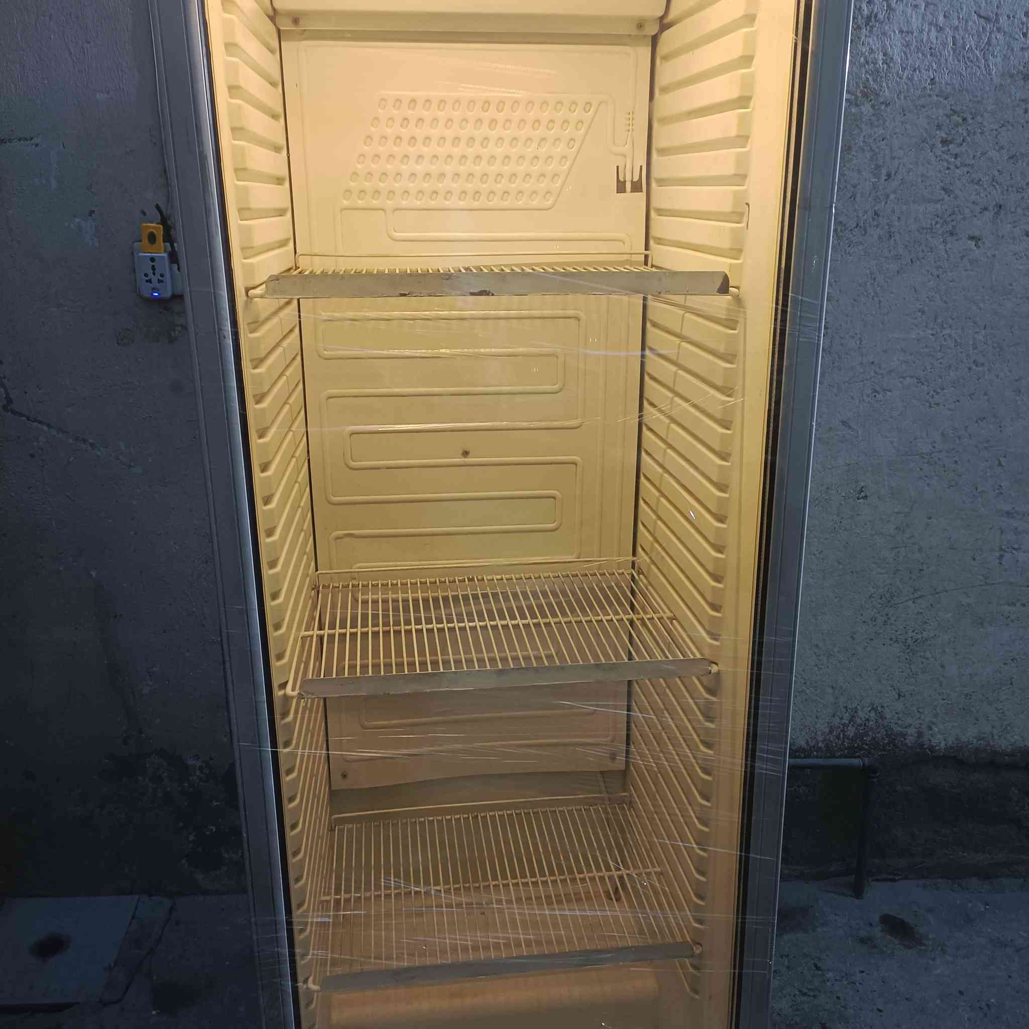 السلام عليكم للبيع عارظه شرط التشغل وشرط ظمان السعر ٢٠٠ الف العنوان بغداد المشتل اي  استفسار اتصل ***********
