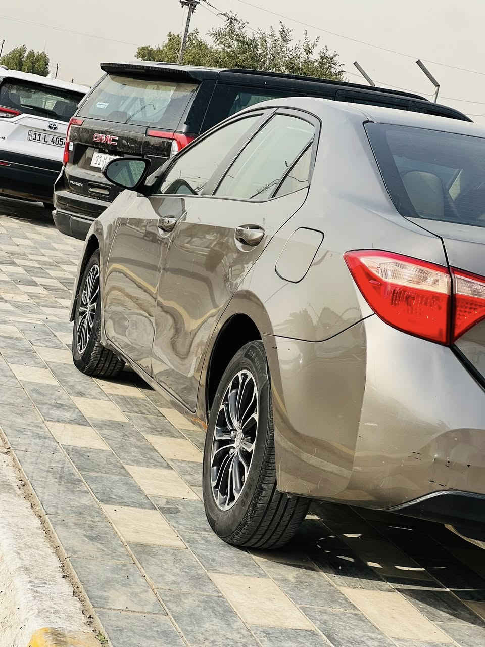 السلام عليكم كورلا 2019LEللبيع
وارد امريكي
 المسافة المقطوعة: [147 الف  

الصدر كله جديد + دسكات وفلنجات جدد
تخم تاير جديد 

الحادث 
جاملغ امامي ايئمن وبنيد وبيه طخات بل عراق 
السيارة نضيفة جدا وممتعوبه مال بيت ومحافضين عليه 
لايت عدسات زنون بلاد رادارات داخل بيجي تبريد ثلج تدفى شغاله شاشه بلادية  وبيه بارد بل جنطه 
ملاحظة سيارة معوقين بعدهة 6 اشهر 
ولمعوق موجود 

 السعر: {117$] ومجال بسيط
 للاتصال: ***********
العنوان: بغداد
