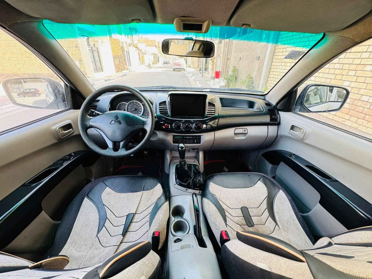 بيكم مستبوشي فورويل گاز 2015 خليجي السعر 128 وبيها مجال محرك وگير مكفولات تبريد ثلج حداديه جديده تخم تاير جديد السياره جديده بمعنه الكلمه كفاله عامه ضربه وصبغ وتبديل مشروع وطني هزه جديده تحويل مباشر مكاني كربلاء المقدسه للاستفسار***********
