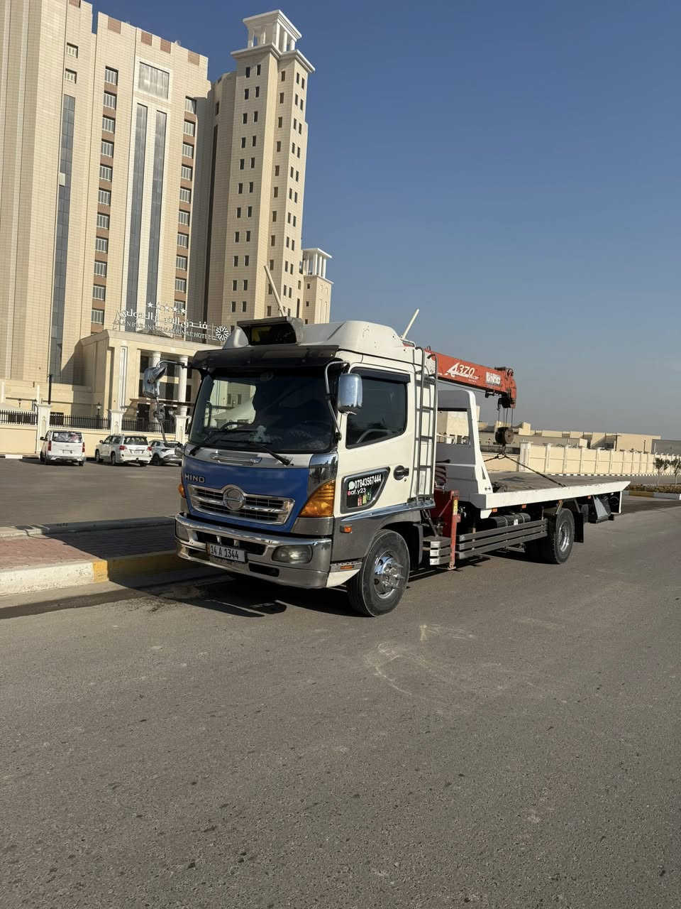 السلام عليكم للبيع هينو شيطان موديل 2002اصل كرين اتلاثه اسلايت مخالف وبدي سطحى تلاثه جكات شغل جديد مكينه كير شاصل كله مكفول للستفسار ***********
***********
