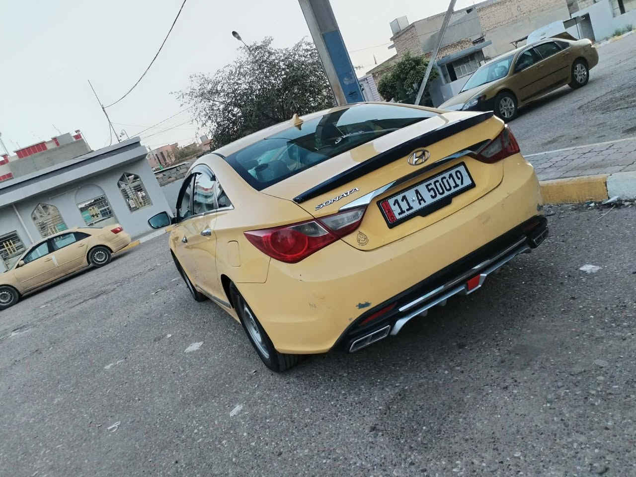 سلام عليكم للبيع سوناته موديل ١٢ وارد أمريكي سياره كامله مكمله كير مكينه تخم تأير كله جديد)

الموقع صلاح الدين قضاء بلد? ***********)) 
***********
