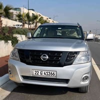 نيسان باترول 2010 بلاتينوم لون سلفر  مكينة ٨سلندر المرغوبة بدون طاحونة...