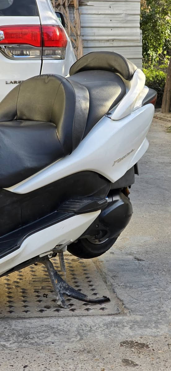 سلام عليكم شباب 👋🏻
بسم الله ماشاء الله رمضان كريم عليكم 
فورزه( 0.8 ) abs /للبيع لون ابيض دراجه 6كير 3تحويلات 
كير ومكينه كفاله دراجه تخبل ونصبتها بعد احلا 
دبل بصمه تجي بيها بصمات اثنين 🈲️
بيها سكيورتي(جهاز إنذار ) و Abs (مانع انزلاق) 
هيرترات(تدفئه بل يدات ) استان نيكل دبلات نيكل  خلفيه نوعيه 
 ياباني(Kitaco )جايه مناك مزوده 
صالصنه رياضي صوت كلش حلو نوعيه (yoshimure) 
رايدها (1300) يعني مليون و٣٠٠ / وبيها مجال جدا بسيط 
مكان الدرجه بغداد الكريعات سبع ابكار او قرب جامع النداء 
متواجد ع خاص وهذا رقم تلفوني *********** ✨️👋🏻
