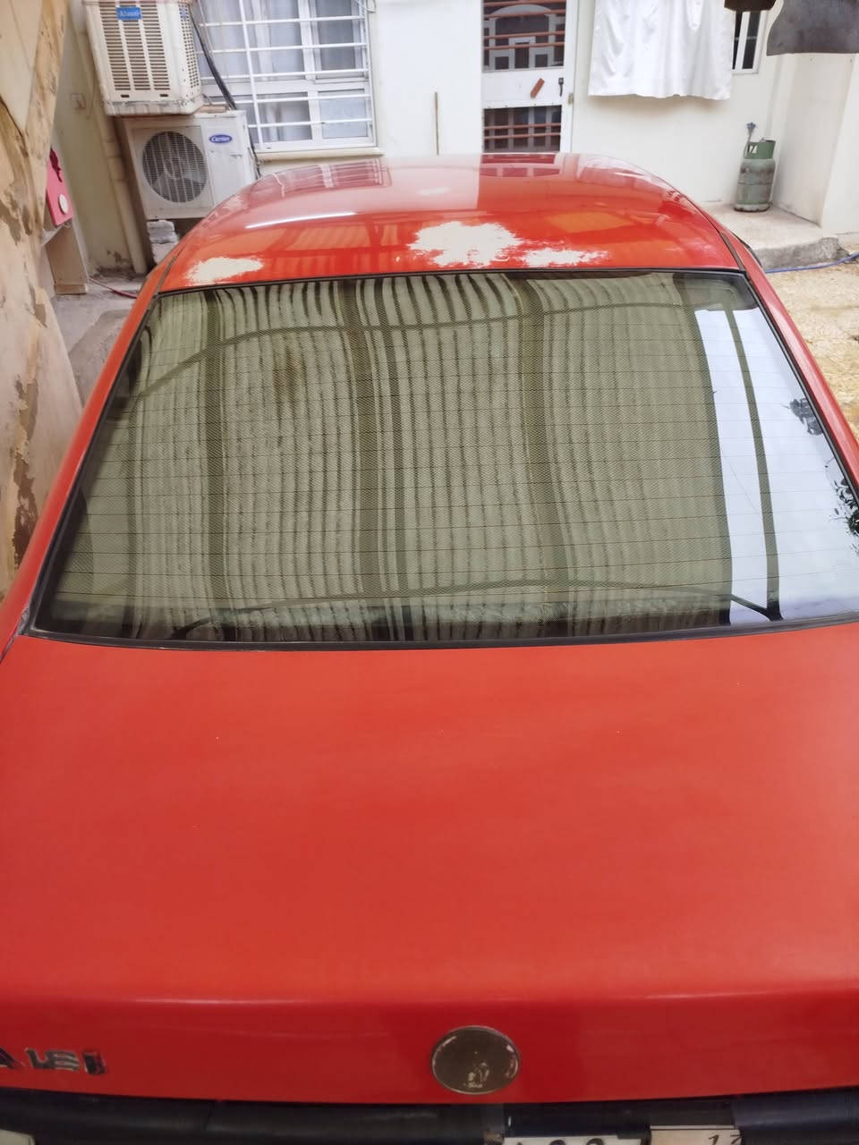 فكترا موديل 91 حجم 16 محرك وكير شرط لاصرف ولانفخ بس صوت بطاله بيه صبغ حزام جماليه كابون بانزين شرط التحويل 
سياره نظيفه مايعوزها اي مصرف مكاني حي فلسطين شارع ال95

***********سعر 37
