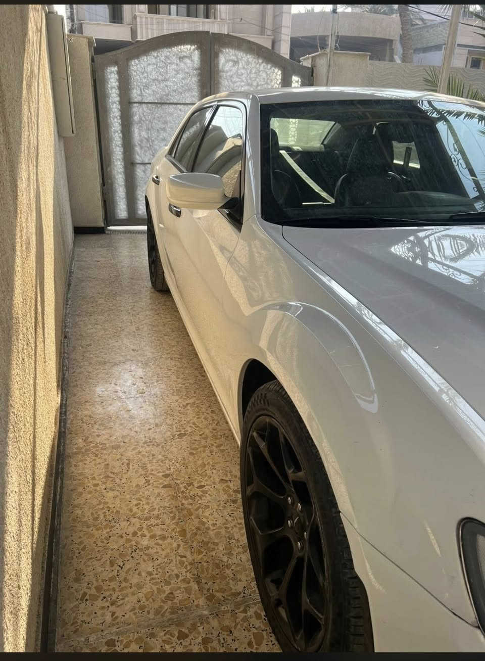 للبيع اومراوس بجارجر
كرايسلر اوباما C300 2015 كلين تايتل فقط مكانين بارد بيها لايتات ودعاميه دبل لحيه S
فول مواصفات لمتد السعر 235 بيها مجال
مكانها بغداد البلديات ***********
