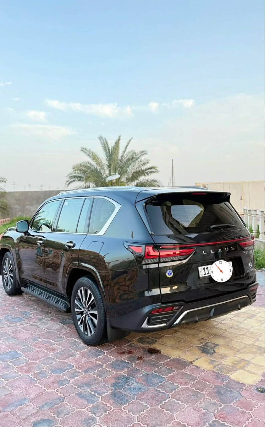للبيع 
 لكزز 2023   برستيج 
LX600
ماشية 50 الاف كم  ( اخت الزيرو ) 
السيارة ع وضع الشركة زيرو بعدهة كفالة من كلشي شرط الفحص ومغلفة ppf  بالكامل وجلاد شفايف 
مواصفات بلاتينيوم فول ( 7 راكب ) 
رقم بغداد حلو انكليزي تحويل مميز مباشر 
السيارة مال بيت 
العنوان  بصره 
يعني ( 11شدة و 15 ورقه ) وبي مجال


**إذا كنت صاحب هذا الإعلان وتريد حذفه لأي سبب، رجاءا أرسل رسالة إلى الدعم الفني**