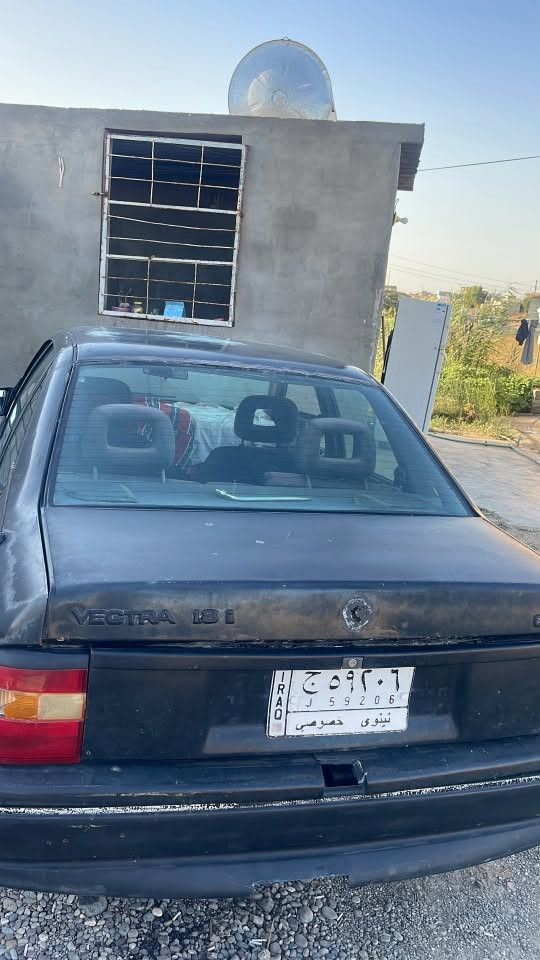 فكتره 18 رقم نينوى بيها كابون ورقي السياره بلاديه ما بيها صبغ مصلحه دوسات ودواير بدون صبغ يعني بعدها على البلاد كير محرك شرط مكانها شرقاط قفلها 30 قفل ***********
