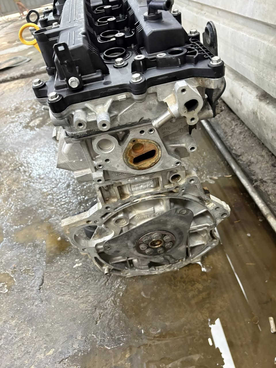 محرك اكسنت للبيع موديل 2020 دوش 8 نوزل  ميكنه شغاله لاتنقيص ولا تبخير بيها بس راجز البارد فقط ممتواجد خاص ‭0780 876 8712‬  وتساب موجود
