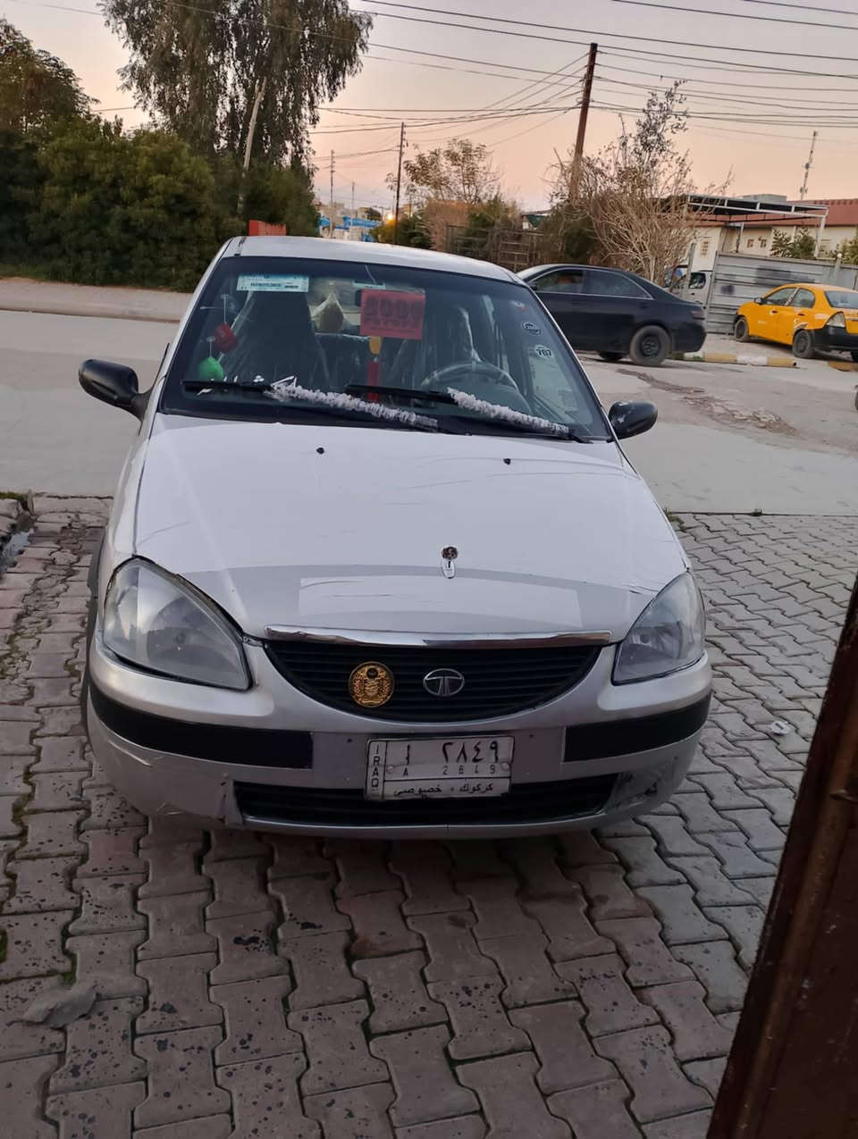 بعد السلام انديكو للبيع موديل 2006 سياره جاهزه محرك كير شرط كهربائيات شغاله أي نقص مابيها سعرها 35 وبيها مجال ويرهم مراوس حسب قناعه رجائن لحد يكسر بيها تجي وشوفها تسوه أكثر من فلوسها عنوان الحويجة داخل ***********
