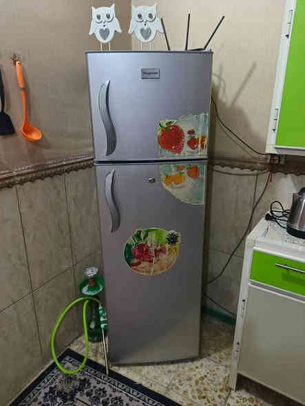 غراض مستعمله للبيع  كاونتر متر ونص  وسنك متر ٢٢٥الف  ثلاجه مستعمله ١٠٠الف  بيها مجال بسيط غساله ٢٥ كيلو  سعر ٧٠الف  مرواحه ٢٠ الف  سخان ٨٠ لتر  سعره ٦٠ الف هيتر اصلي والله طباخ سعر ٥٠قفل  نقص دكم كله شغال العنوان الشعب سوق شلال قرب حسينه الانصاري ،،،،، الاستفسار الأتصال على رقم ***********
