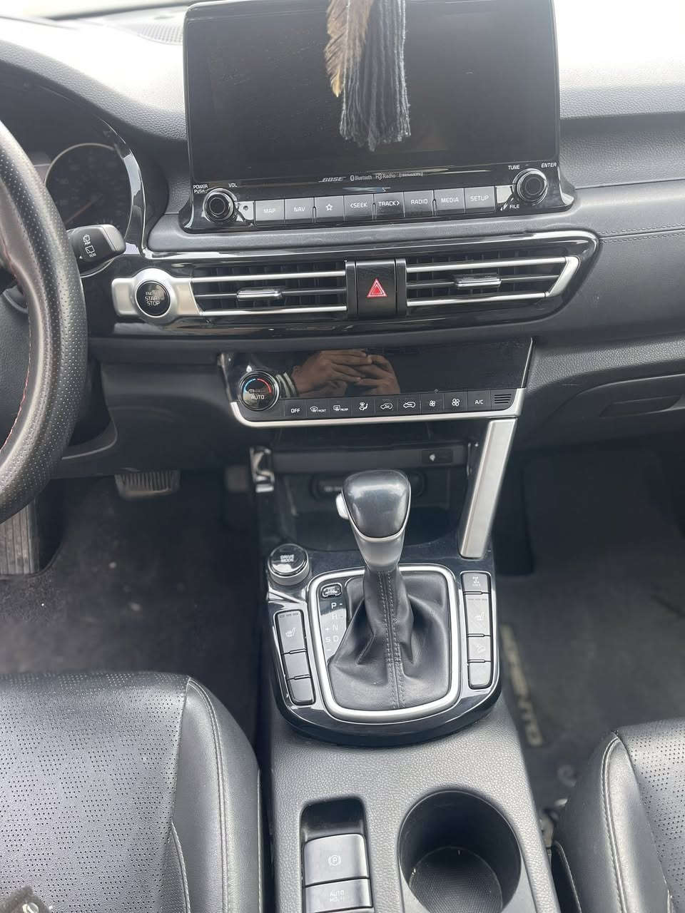 سلام عليكم يالله
للبيع كيا سلتوس موديل 2022 

لون ابيض ضرر بنيد فقط 

بدون دواخل 

محرك 1600 توربو سياره جديده

ماشيه 38 الف 

المواصفات

جلد

كشن كهرباء 

حراري 

ستيرن حراري

رادار 

تبريد خلفي 

شاشه 

كامره 

حساس

ويل كب كروم 

فور ويل 

مود درايف 

تحديد مسار

توركلار  بلادي 

رقم بغداد تحويل ثاني يوم  

سياره جديده بمعنى الكلمه 

السعر 158

بلعافيه ع الياخذها *********** هاذرقم

عنوان بغداد بلديات
