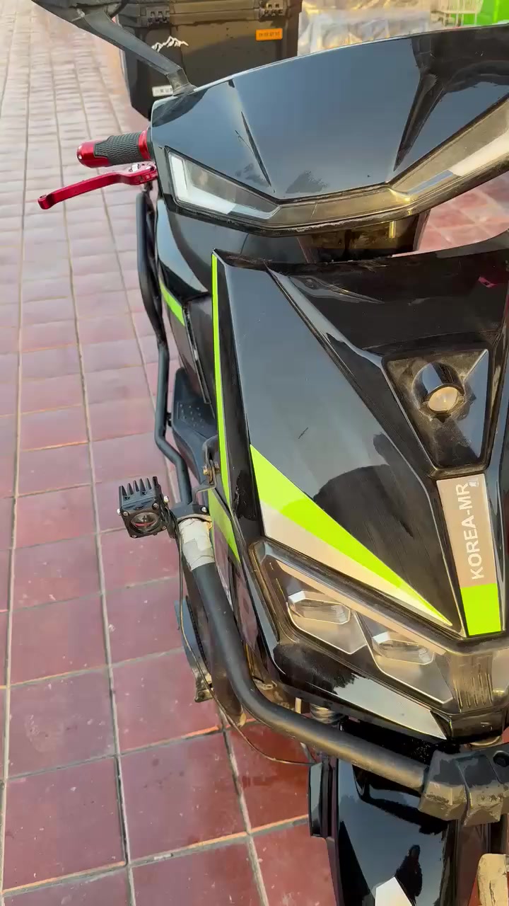 السلام عليكم  دراجه شحن سكنس مدرع معروفة دراجه جديده السعر 800وبيها مجال ***********
