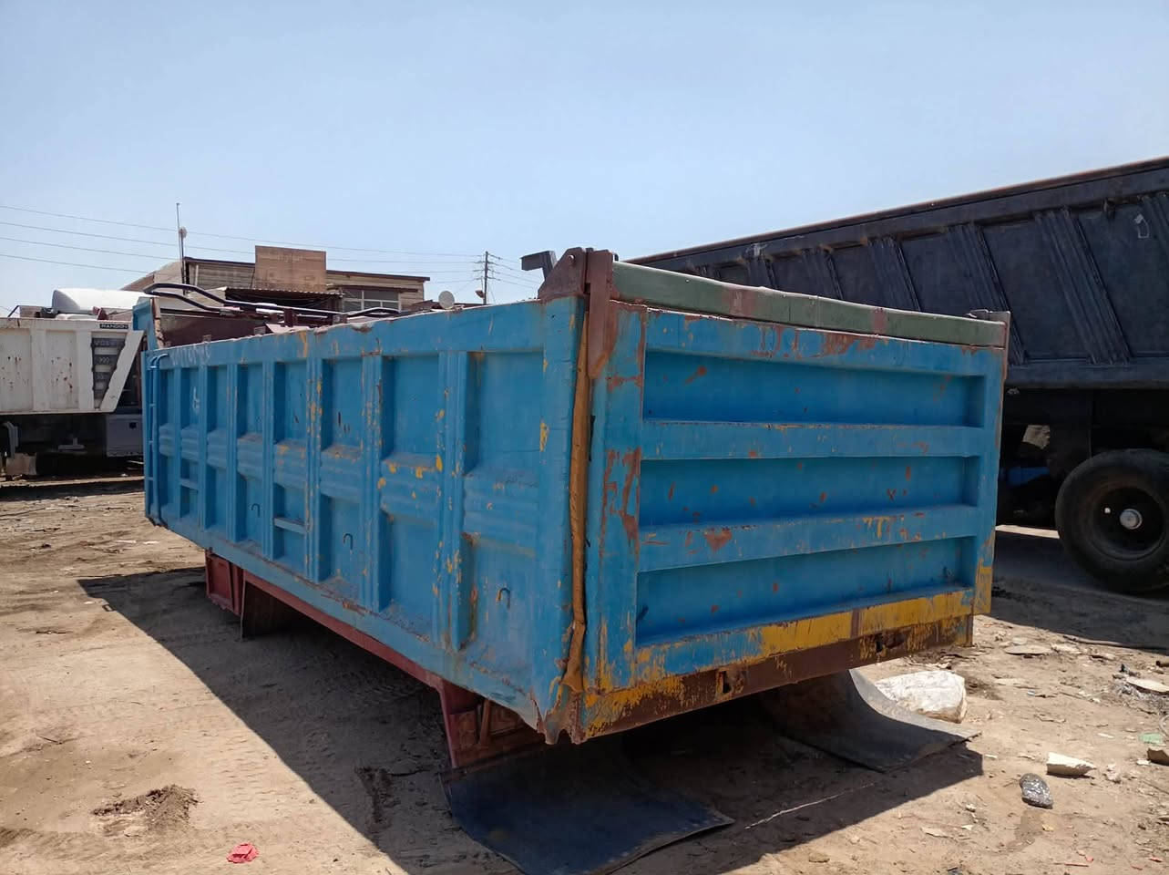 سلام عليكم بدي علم طول 6 وربع للبيع مال لبي ***********
