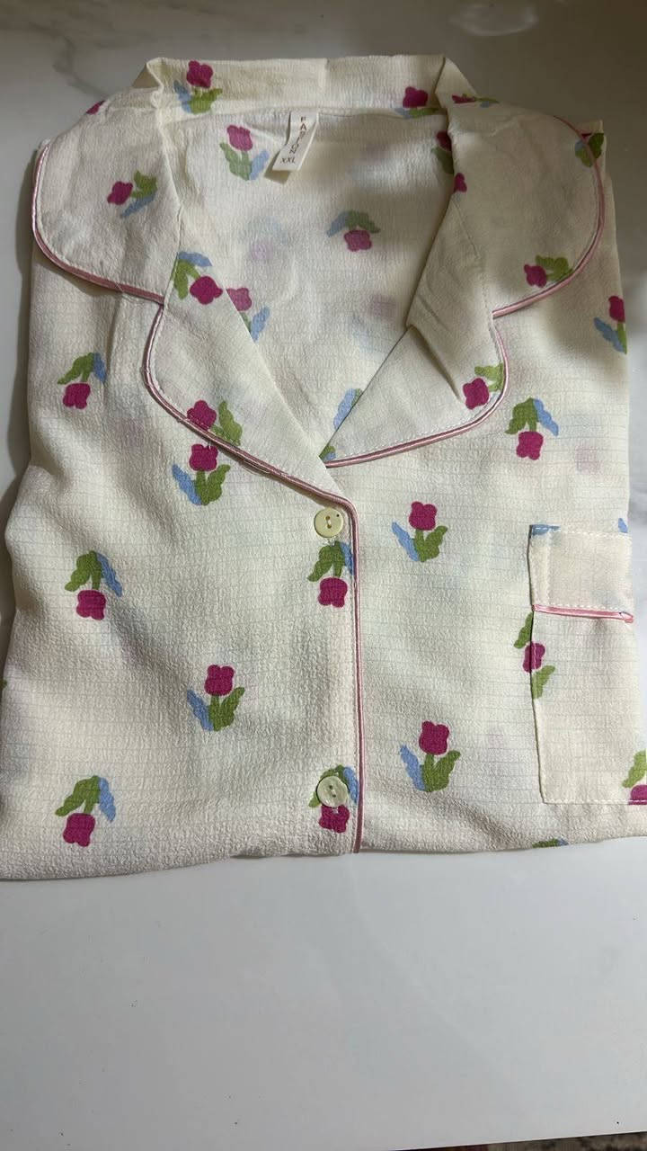 تراك نسائي خامه كلش زينه قياس XXL ,XL ,L


**إذا كنت صاحب هذا الإعلان وتريد حذفه لأي سبب، رجاءا أرسل رسالة إلى الدعم الفني**