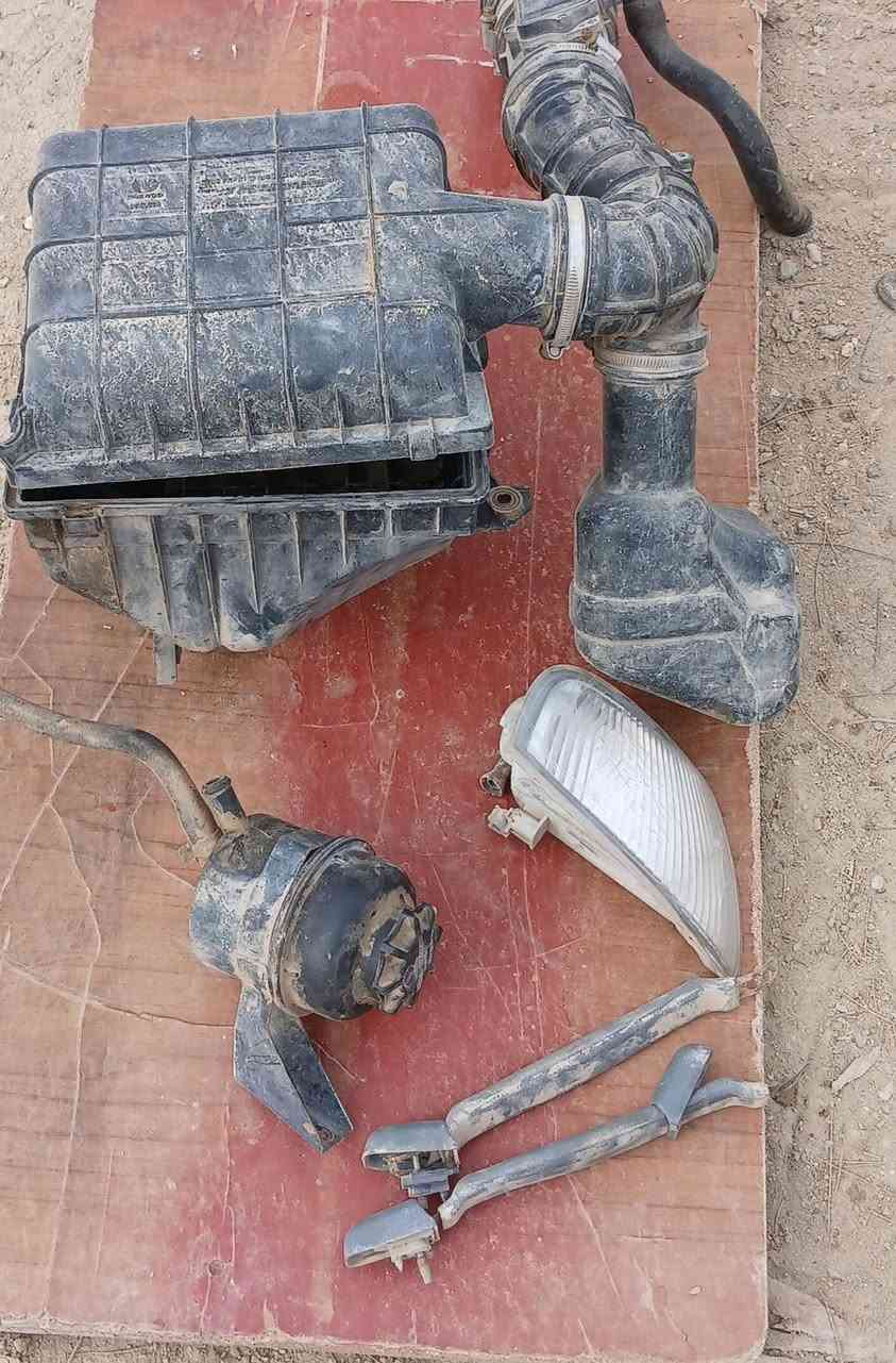 السلام عليكم للبيع مجموعه غراض برنس فراشه 
بوب بدون بطاين كامل هو وجامه وموطور جامه وكيلون سعر الباب ٦٠ الف 
دشبول سعره ٥٠ الف 
حصان سعره ٤٠ الف 
شفت مال ستيرن سعره ٧٥ الف 
صندوق كامل مال تبريد سعره ٧٥
*********** مكان الرمادي
