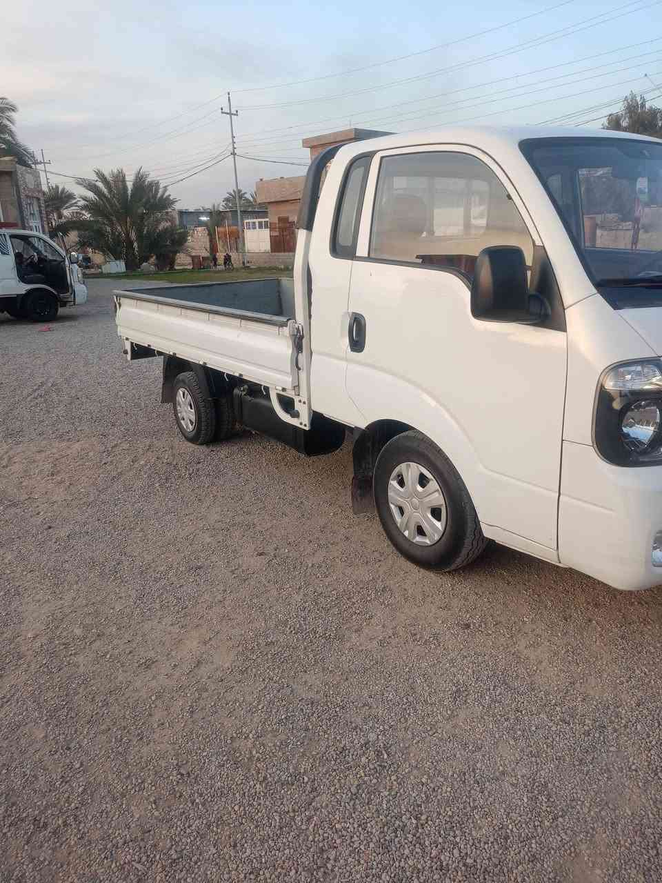 اسلام عليكم
كيا عموشه نثيه للبيع موديل 2017محرك خير من الله كير واكسل جديد رقم بغدادسنويه 2028ماشيه 177مكانه الانبار فلوجه 122وبيها مجال ***********
