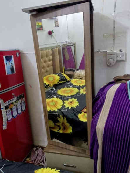 كربلاء غرفه لبيع ست قطع ***********
