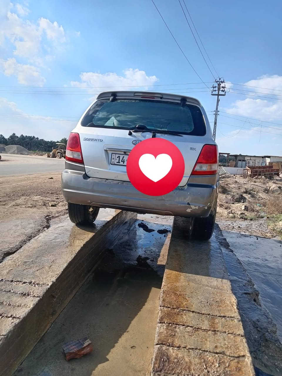 السلام عليكم
سورنتو 2006خمسه راكب 6سلندر مصبوغة عام أثر جراد سياره حلو ما ناقصه شي رقم بصره دولي مكانها حله ‏‪***********‬‏
