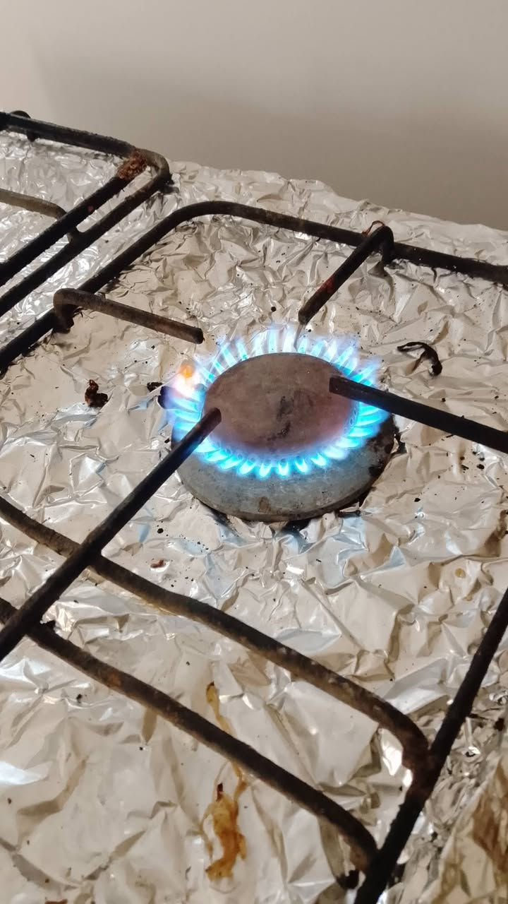 للبيع مكان غزاليه 
طباخ 5 عيون كلش زين بس متروك العين الوسطاني والفرن الجوة يحتاجن تنظيف بس باقي كلة شغال وهاي صور


**إذا كنت صاحب هذا الإعلان وتريد حذفه لأي سبب، رجاءا أرسل رسالة إلى الدعم الفني**