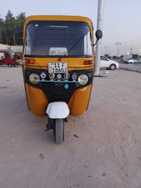 تكتك موديل 20رقم وسنويه عنوان بغداد المدينه الصدر 07713484038