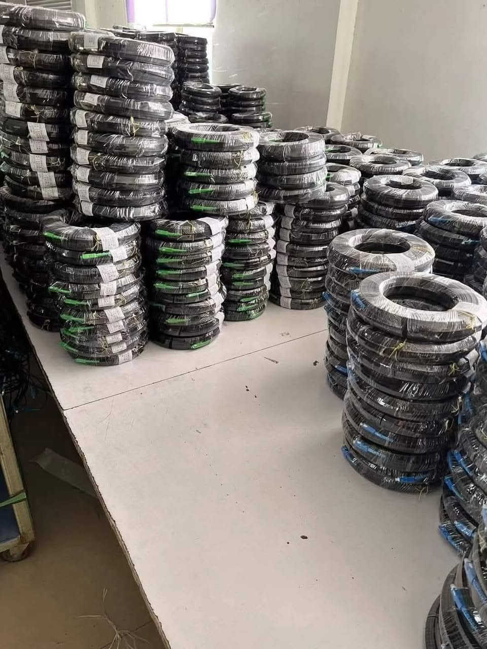 عروضنه حتى لو صعدت الاسعار تبقى مناسبة
توفرت كيبلات الضوئي 
بأسعار الجملة
انتاج جديد
🔵🟢 كيبلات ازرق اخضر
30 متر بسعر 2.750دينار
40 متر بسعر 3.250 دينار
50 متر بسعر 3.750 دينار
60 متر بسعر 4.250 دينار
70 متر بسعر 4.750دينار
80 متر بسعر 5.250 دينار
100 متر بسعر 6.000 دينار
120 متر بسعر 7.000 دينار
150 متر بسعر 8.250دينار
هوك بسعر 7.750دينار عراقي
شناطات بسعر 10.000  الف دينار 
قاطعه بسعر 22.000 الف
حقيبه عده بسعر 43.000  الف
🔥🔥يتوفر توصيل لجميع المحافظات
والطلب اقل عدد 10 هاي اسعار جملة
 الحجز واتساب او ماسنجر 
***********
او زيارتنا (بغداد شارع الصناعه فرع مطعم صاج الريف مقابل الجزيره للاتصالات)
